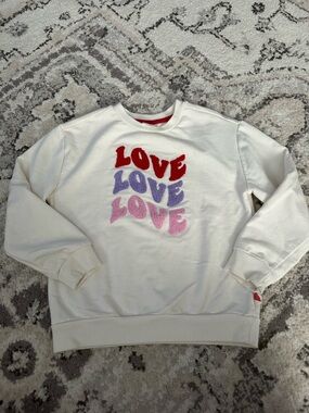 White 'LOVE' Graphic Crewneck Sweatshirt
